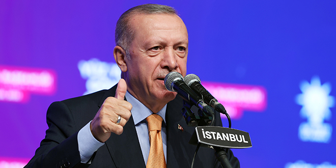 Erdoğan: İstanbul 2023 seçimlerinin lokomotifi olacak