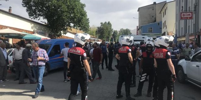 Erzurum'da iki grup arasında sopalı kavga