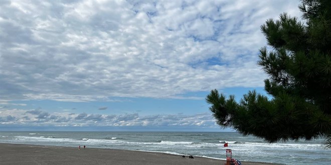 Sakarya'da olumsuz hava koullar nedeniyle denize girmek yasakland