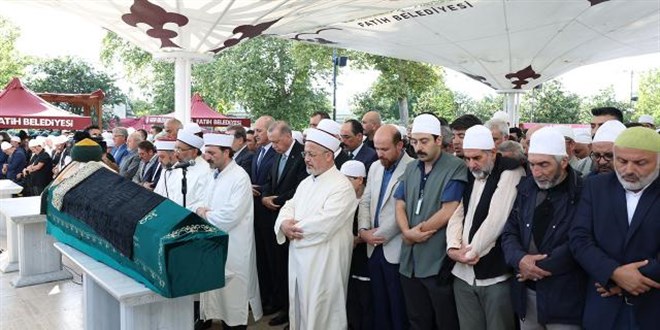 Ömer Tuğrul İnançer son yolculuğuna uğurlandı