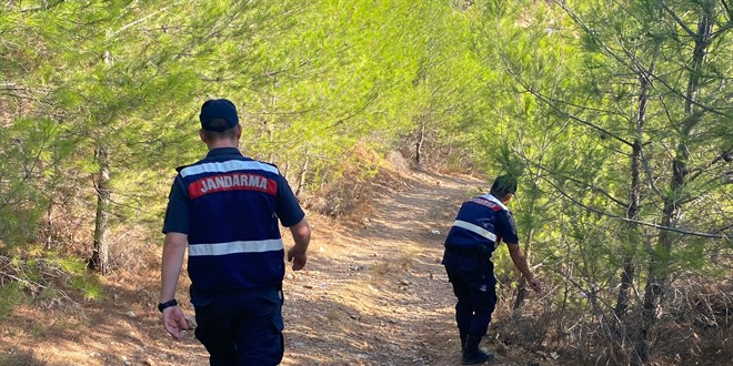 Muğla'da jandarma ekipleri orman yangınlarına karşı devriye görevi yapıyor