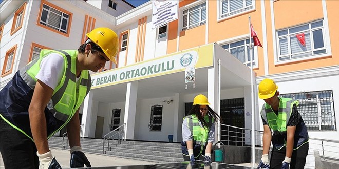 Diyarbak�r'da �evre dostu okul kendi enerjisini �retecek