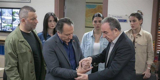 Arka Sokaklar'ın efsane ismi 16 yıl sonra kadrodan ayrıldı!