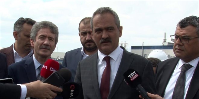 Bakan Özer: Son iki atamanın yüzde 50'sini İstanbul'a ayırdık