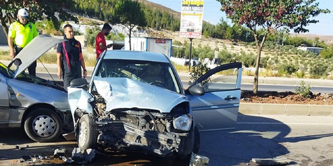 Kilis'te zincirleme kaza: 1'i polis, 4'ü jandarma, 8 yaralı