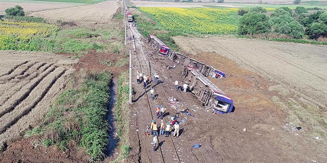 Çorlu tren kazası soruşturması genişletildi: 9 görevliye daha dava