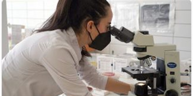 Korona vir�sle ilgili �arp�c� ara�t�rma: Sigara i�enler daha korumas�z