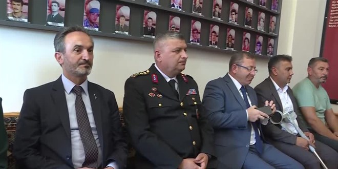 Adalet Bakan� Bozda�, Yozgat �ehit Aileleri ve Gaziler Derne�ini ziyaret etti