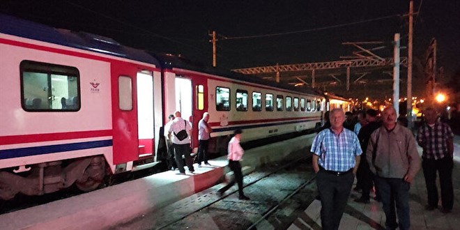Doğu Ekspresi Yozgat'ta raydan çıktı