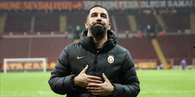 Arda Turan, futbolu bıraktı
