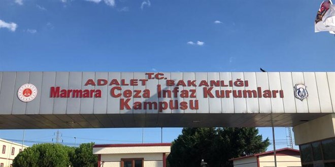 İsmi değişen Silivri Cezaevi'nin yeni tabelası takıldı