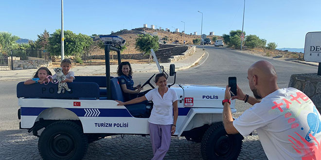 1954 model araç, yenilenerek turizm polisinin hizmetine verildi