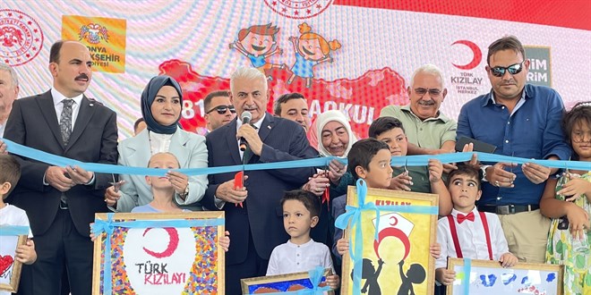 'Bazıları toplanıyor, dağılıyor, masalar kuruluyor ve masalar dağılıyor'