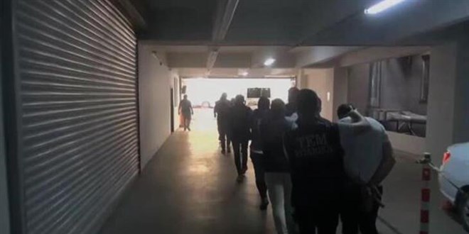 İstanbul'da terör örgütü DEAŞ üyesi 10 kişi gözaltına alındı