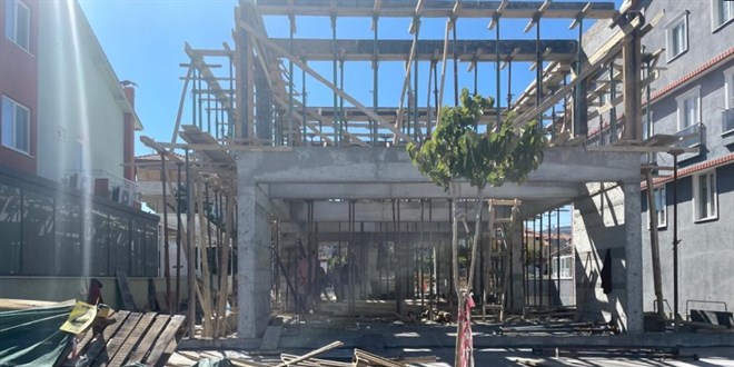 Isparta'da inşaattan düşen işçi ağır yaralandı