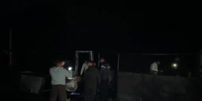 Sarıyer'de balıkçı barınağındaki yangın söndürüldü