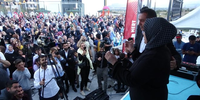 'Bedava ev' izdihamı: 23 bin 700 kişi başvurdu, 1 kişiye çıktı