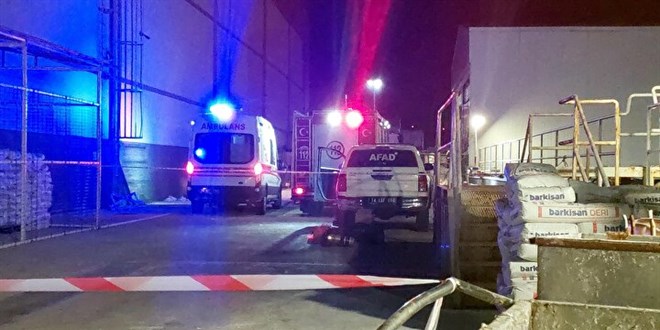 Jelatin fabrikasında zehirli gaz: Üç işçi hayatını kaybetti