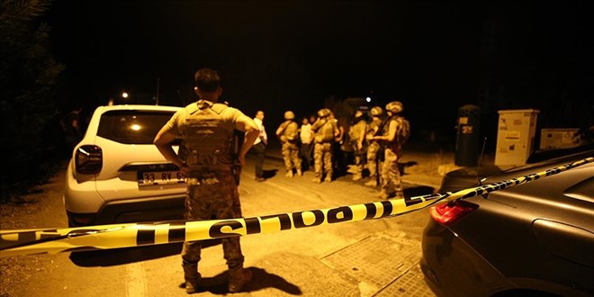 Polisevine saldırıda balkondan atlayarak yaralanan 2 kişi taburcu edildi