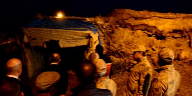Göle'de köylerde deprem sonrası bazı evlerde çatlama ve göçük oluştu