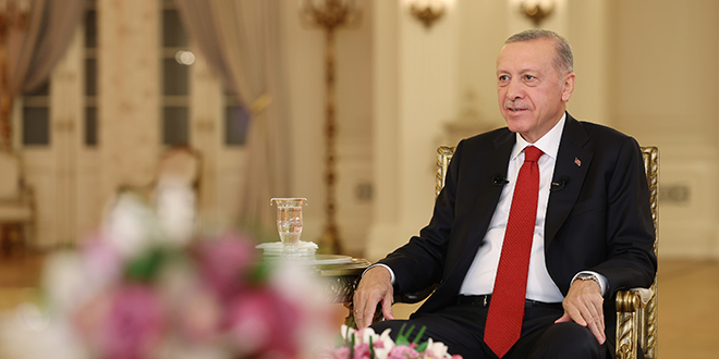 Erdoğan: Yıl sonuna kadar faizi tek haneye indirmeliyiz