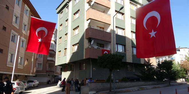 Fırat Kalkanı Harekatı bölgesinde 1 polis şehit oldu