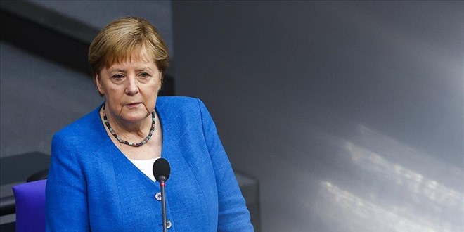 Eski Almanya Başbakanı Merkel, Nansen Mülteci Ödülü'ne layık görüldü