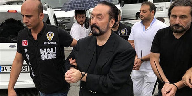Adnan Oktar: Kadınların beni sevmesi, benim kadınları sevmem kıskanılıyor