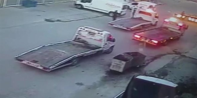 7 hafif ticari arac� �ekicilere y�kleyip �ald�lar