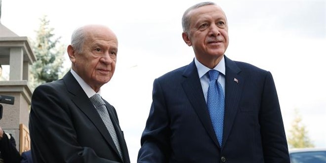 Liderlerden partililere 'sahada olun' talimatı