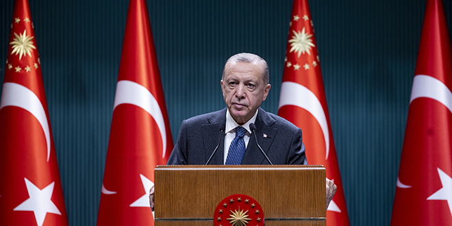 Erdoğan: Üniversite öğrencilerine ulaşım desteği verilecek