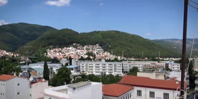 Yunanistan'da tepki üzerine 'Kur'an-ı Kerim' yazılı top satışı durduruldu