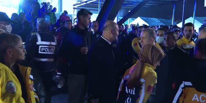 Maden ocandaki arkadalarn kurtarmaya alan ii yaadklarn anlatt