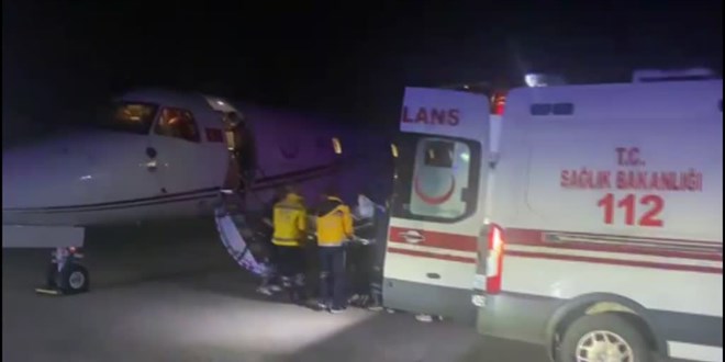 Maden ocağı patlamasında yaralanan 6 işçi ambulans uçakla İstanbul'a getirildi