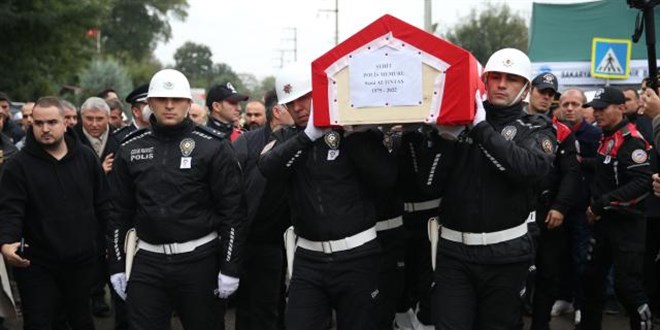 Bursa'da şehit olan polis memuru son yolculuğuna uğurlandı