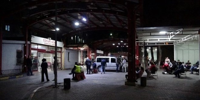 Trafikte 'yol verme' tartışmasında kan aktı: 2'si ağır 4 yaralı