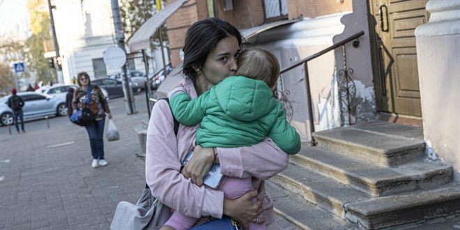 Ukrayna'nın başkenti Kiev'de patlama sesleri duyuldu