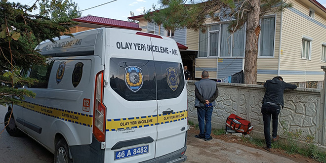 Kahramanmaraş'ta karı koca evlerinde ölü bulundu