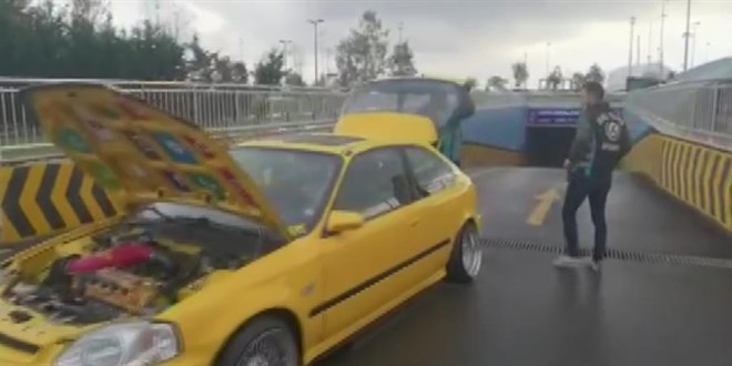 Seyir halindeyken aracının direksiyonunu sökmüştü! Cezası belli oldu!