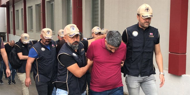Adana'da FET'ye ynelik 'Gazi Turgut Aslan Operasyonu'nda 9 zanl tutukland