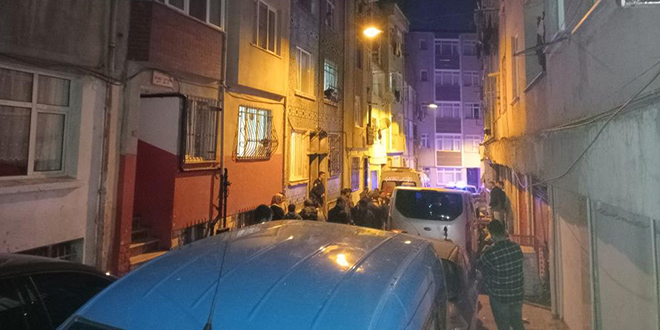 Beyolu'nda korkun cinayet: Boazn kesip bileziklerini aldlar