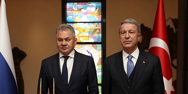 Bakan Akar, Rus mevkidaşı ile Ukrayna'yı görüştü