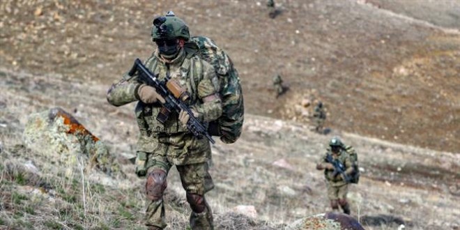 Suriye'den Türkiye'ye sızmaya çalışan 2 kişi yakalandı