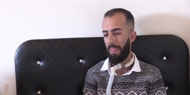 Soluk borusundaki deliğe rağmen seslendirdiği rap şarkılarla hayata bağlandı