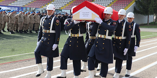 Görevi başında kalp krizi geçiren astsubay hayatını kaybetti