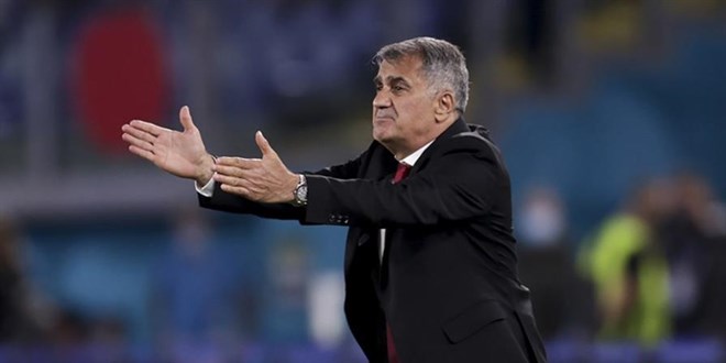 Beşiktaş'ta gündem Şenol Güneş! Sözleşme detayları...