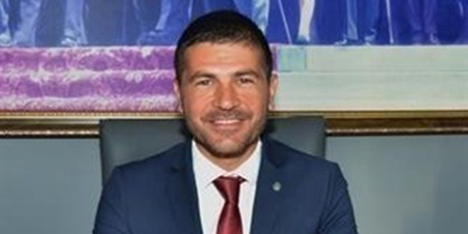 Çete davasında yargılanan Foça Belediye Başkanına beraat