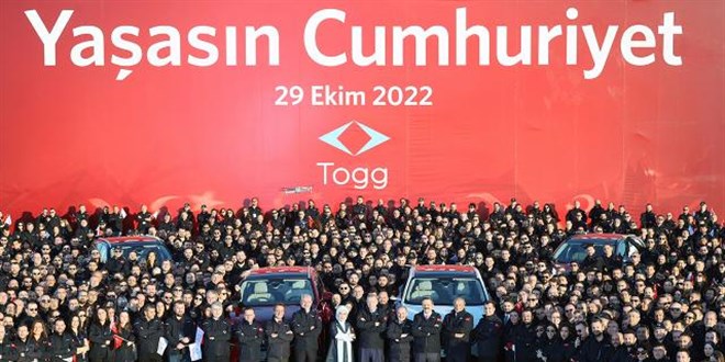 Cumhurbaşkanı Erdoğan, Togg'un Gemlik Kampüsü'nü gezdi
