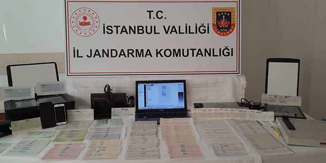 İstanbul'da çeşitli bankalara ait 1170 sahte çek ele geçirildi