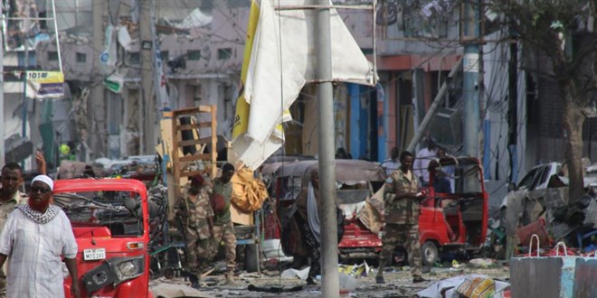 Somali'de Eğitim Bakanlığına düzenlenen saldırıda can kaybı 120'ye yükseldi
